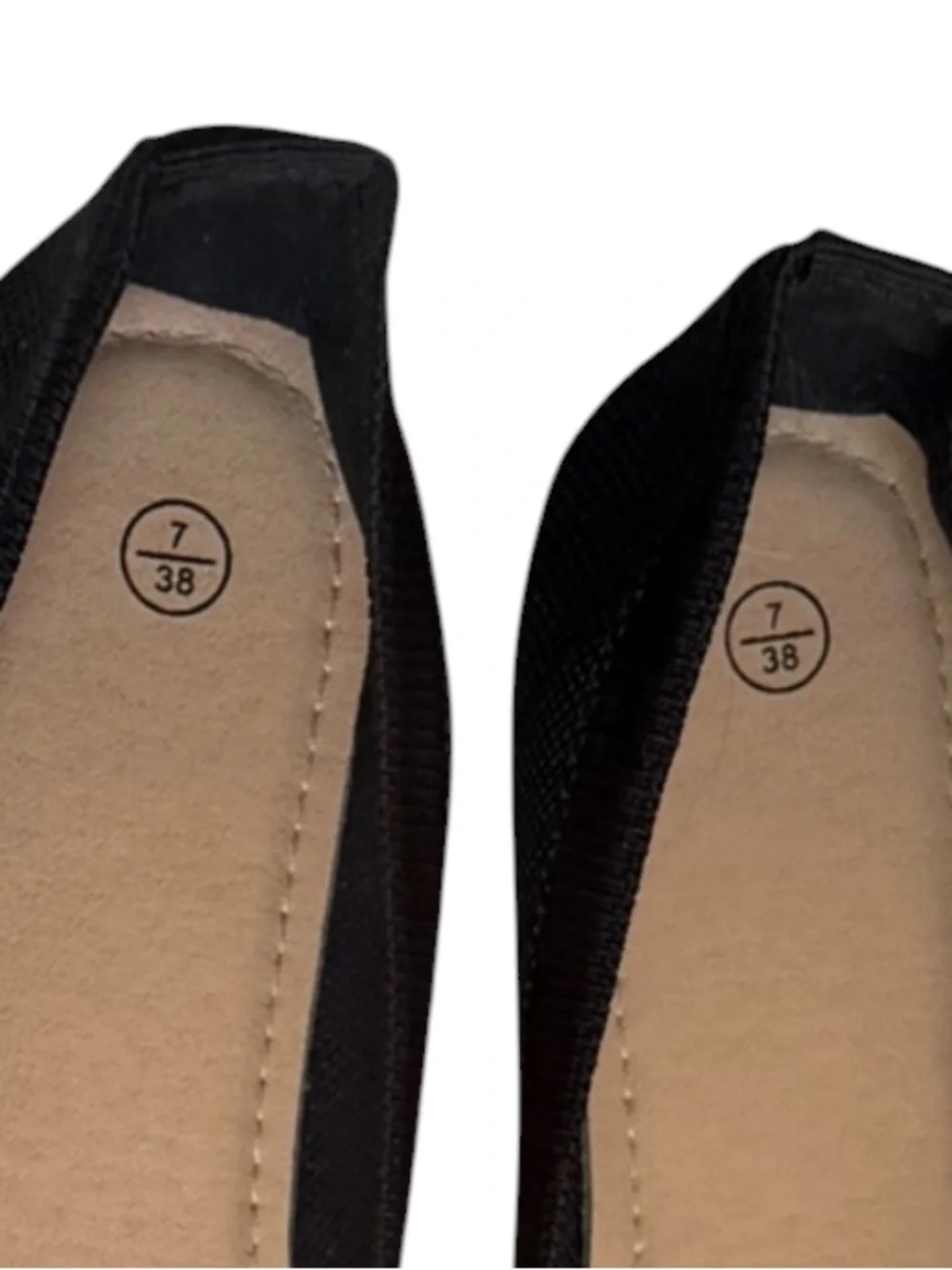 Classic Black Women's Ballet Flats. Size 7.